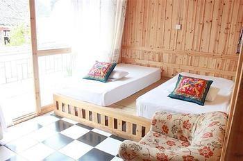 Fenghuang Post House Hotel Exterior photo